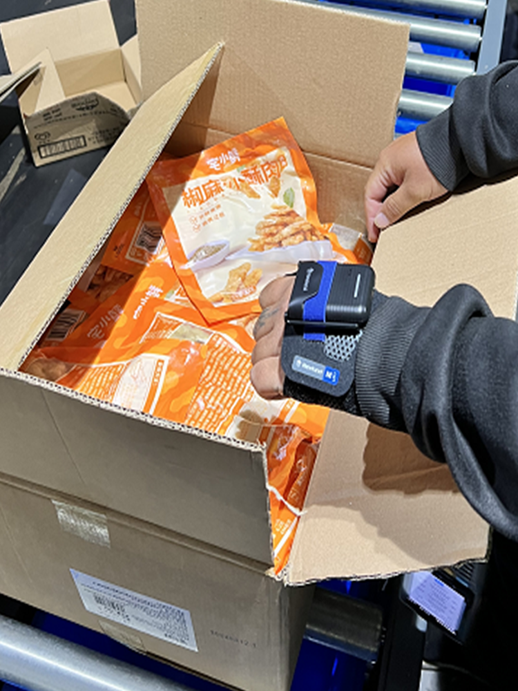 生鲜电商仓储智能分拣、高效拣货			