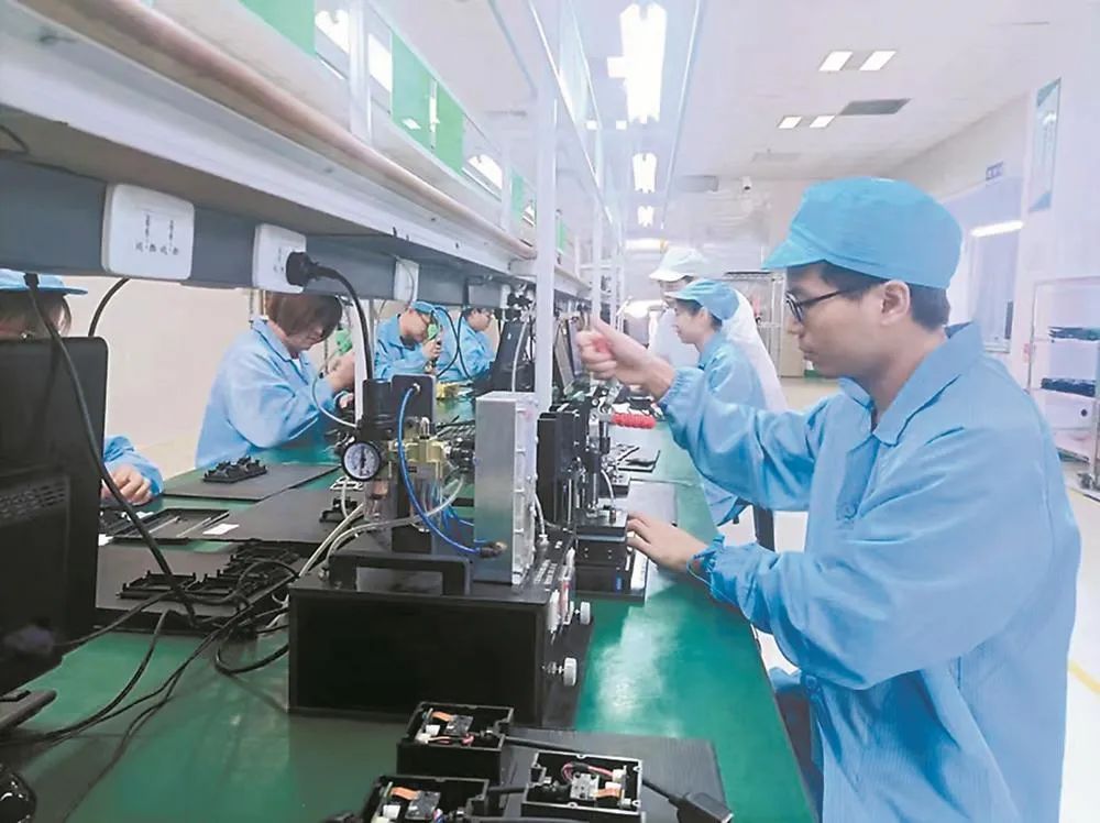 《福建日报》——Ebpay自动识别公司：“独步”信息识别领域 赋能工业智造